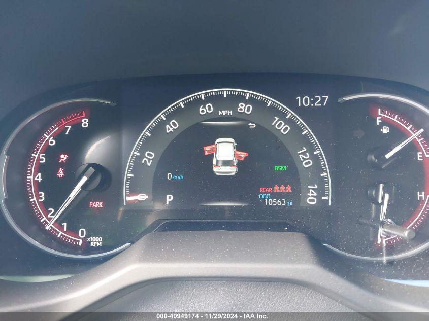 TOYOTA RAV4 XLE 2024