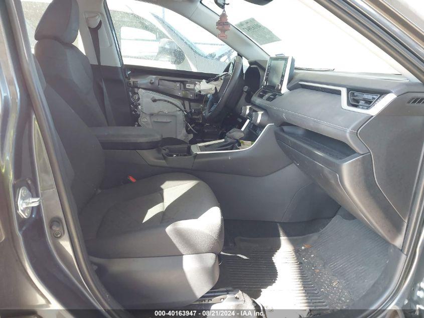 TOYOTA RAV4 XLE 2021