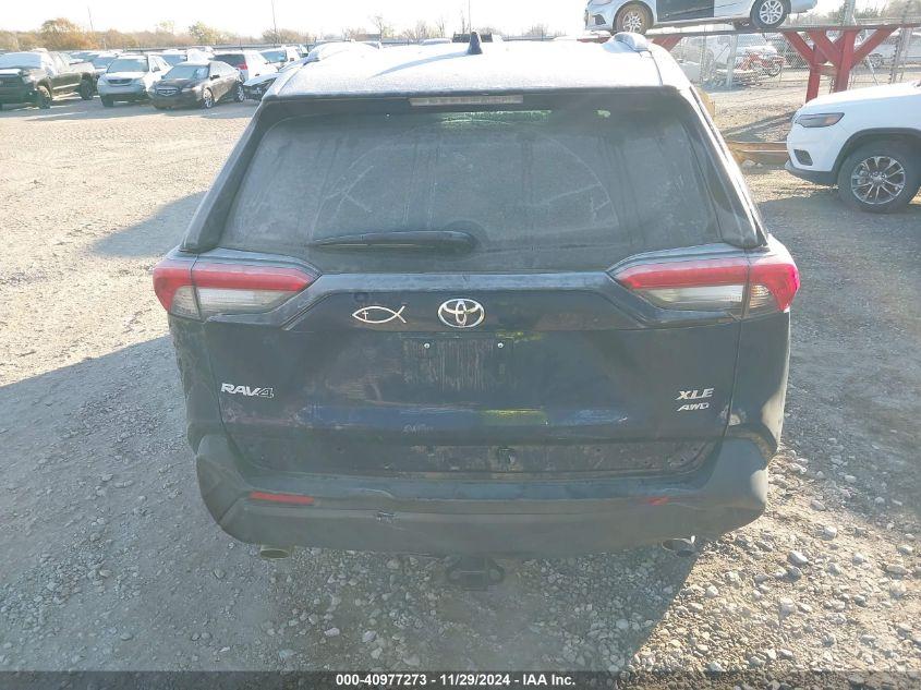 TOYOTA RAV4 XLE 2021