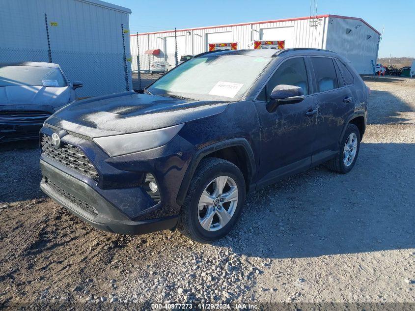 TOYOTA RAV4 XLE 2021