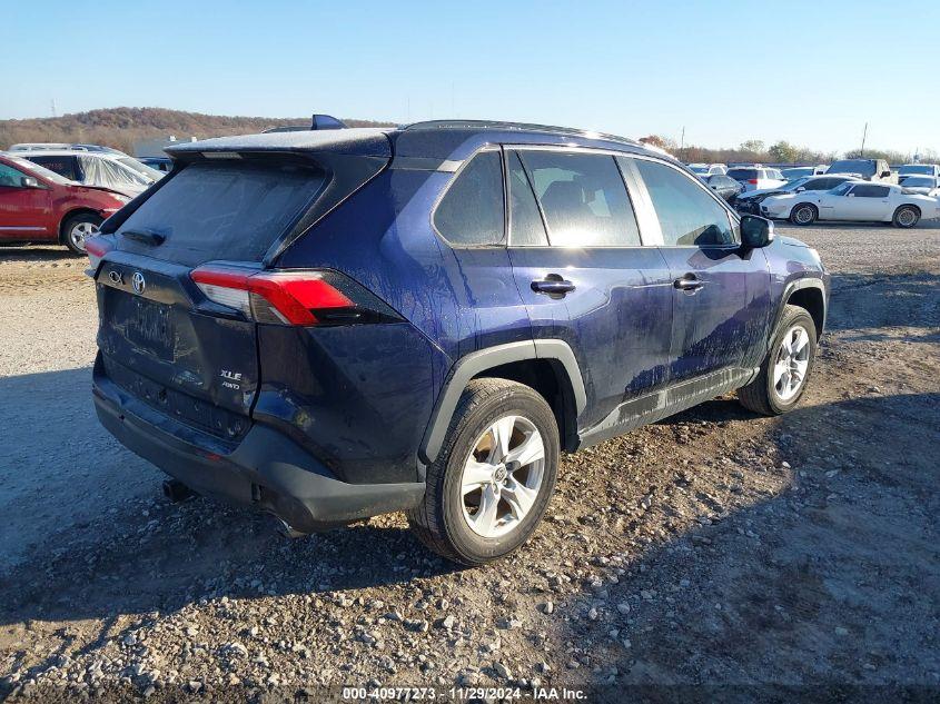 TOYOTA RAV4 XLE 2021