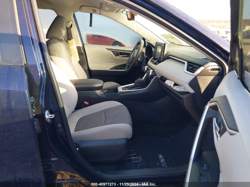 TOYOTA RAV4 XLE 2021