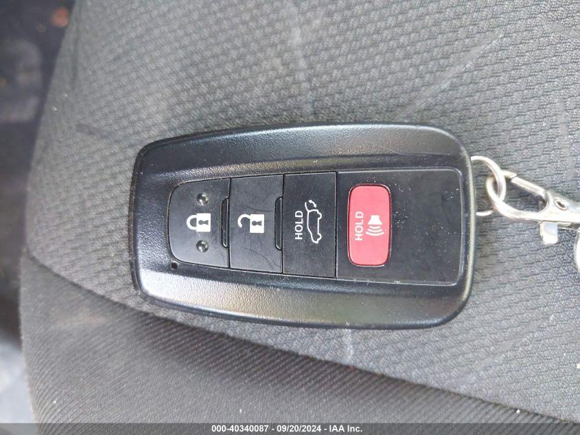 TOYOTA RAV4 XLE 2022