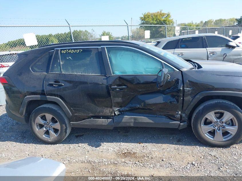 TOYOTA RAV4 XLE 2022