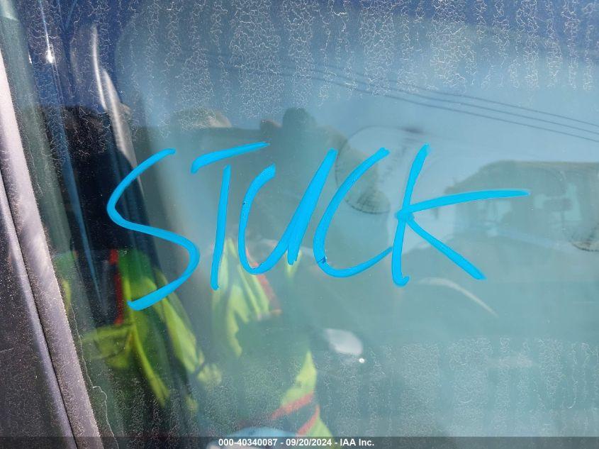 TOYOTA RAV4 XLE 2022