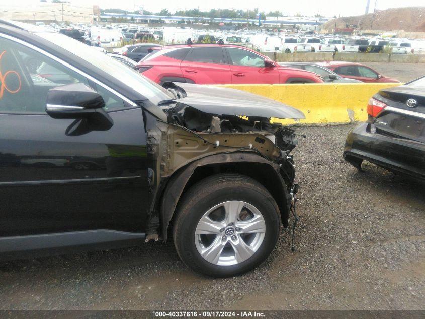 TOYOTA RAV4 XLE 2020