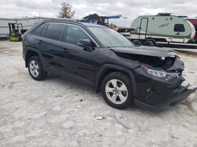 TOYOTA RAV4 XLE 2021