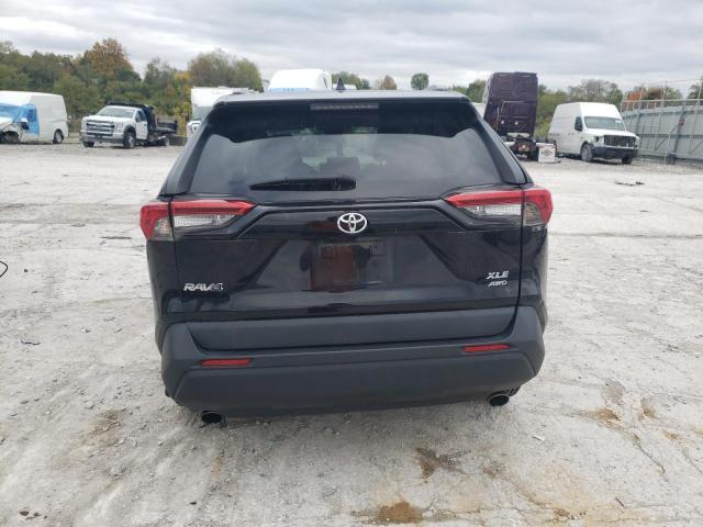 TOYOTA RAV4 XLE 2021