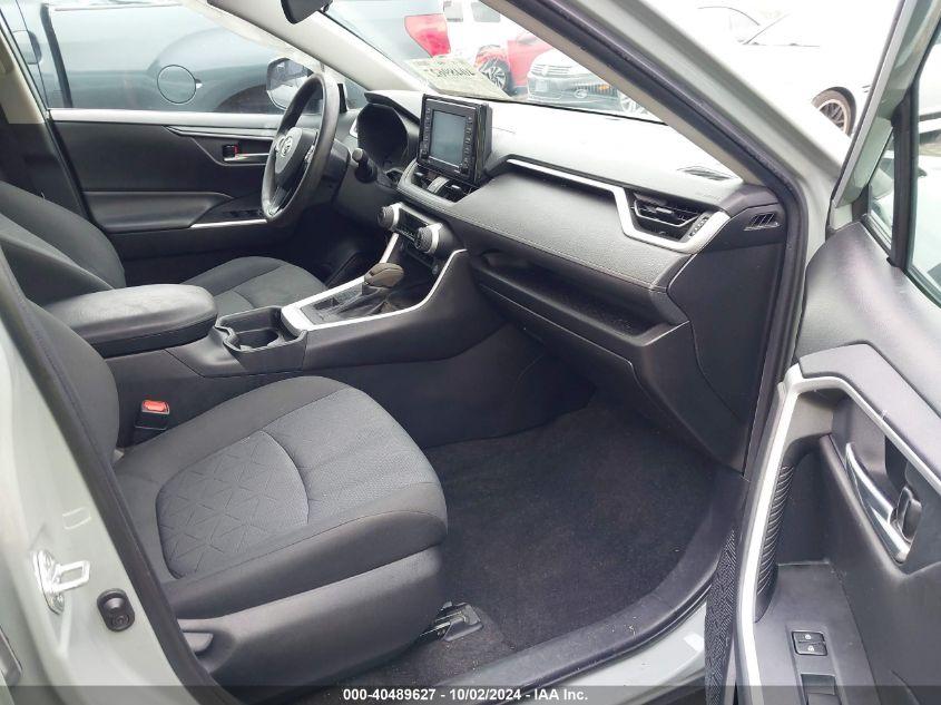 TOYOTA RAV4 XLE 2020