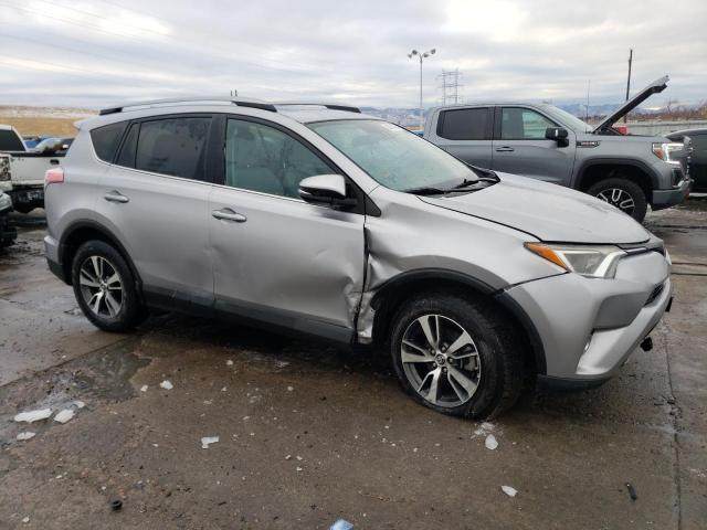 TOYOTA RAV4 XLE 2017