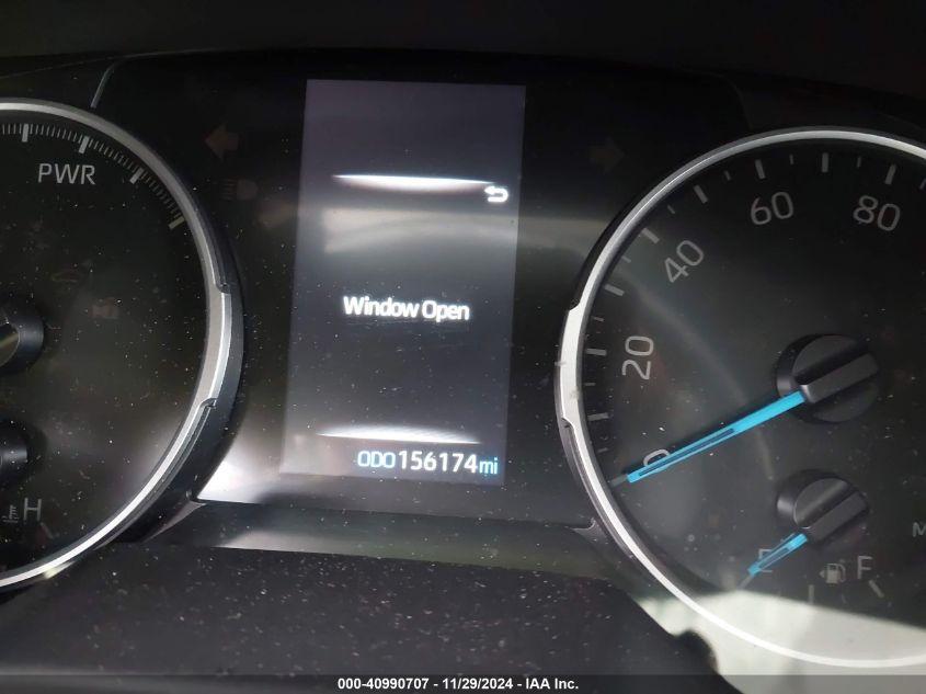 TOYOTA RAV4 XLE 2022