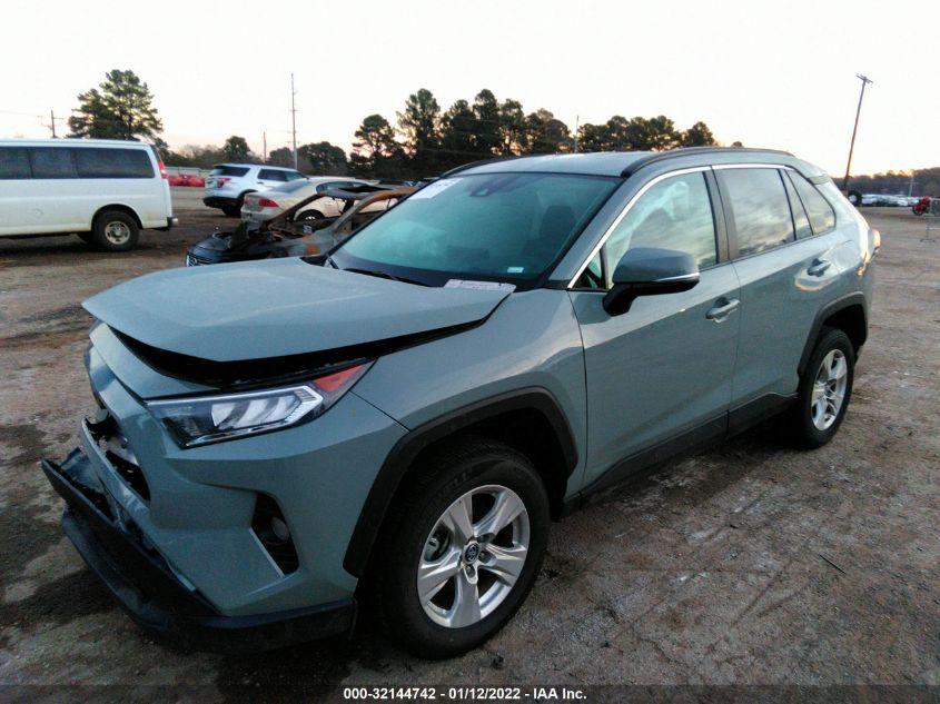 TOYOTA RAV4 XLE 2021