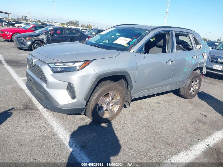 TOYOTA RAV4 XLE 2022