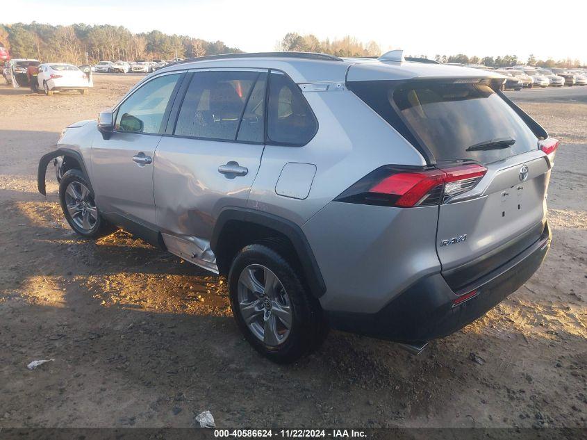 TOYOTA RAV4 XLE 2024