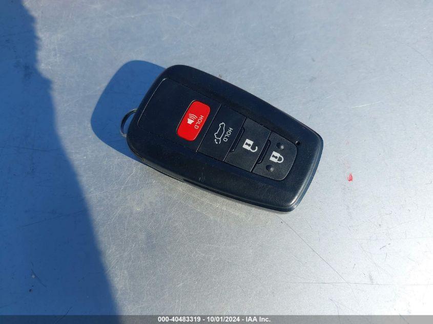 TOYOTA RAV4 XLE 2024