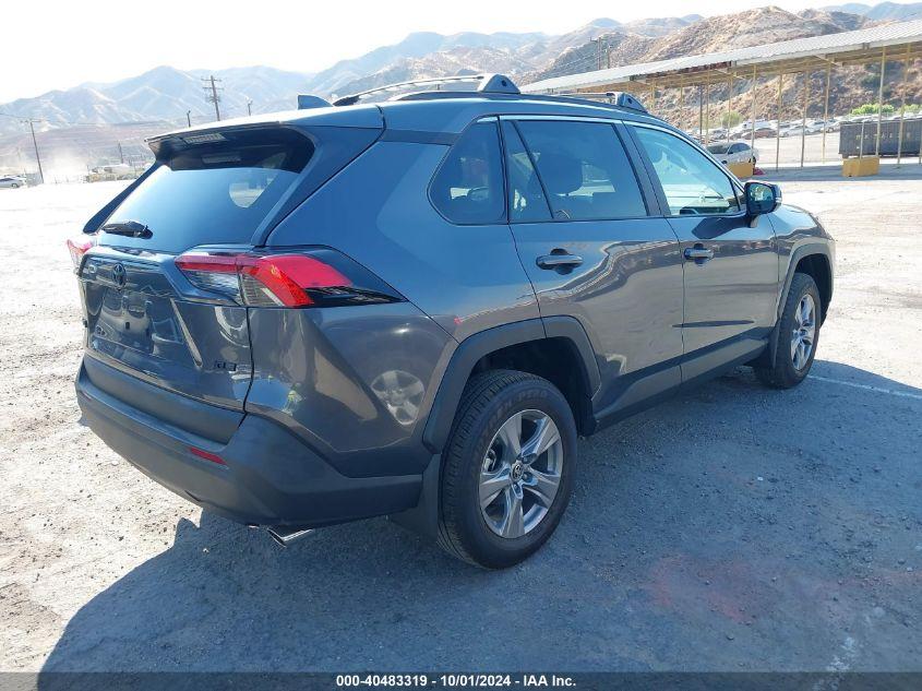 TOYOTA RAV4 XLE 2024