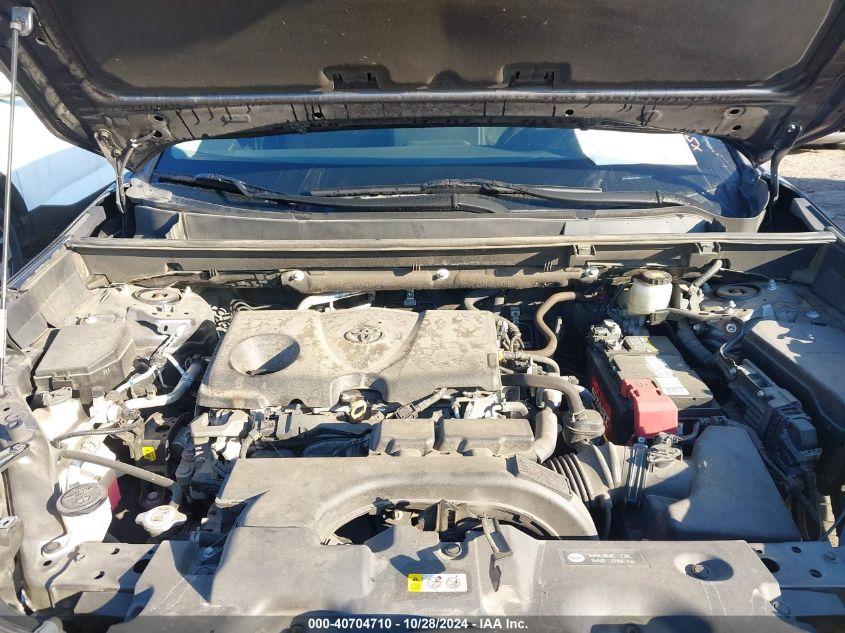 TOYOTA RAV4 XLE 2021