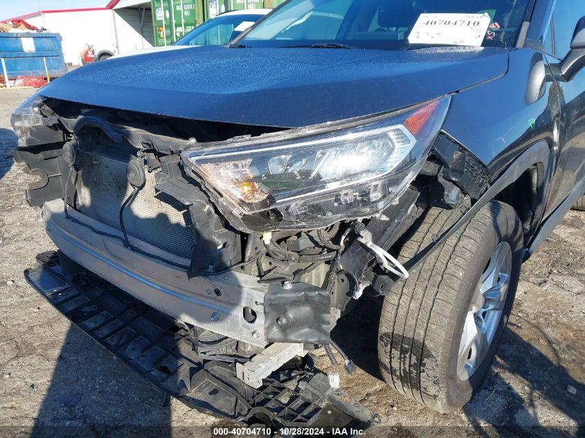 TOYOTA RAV4 XLE 2021