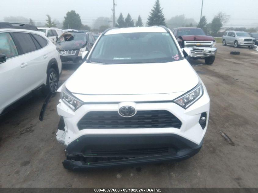 TOYOTA RAV4 XLE 2021