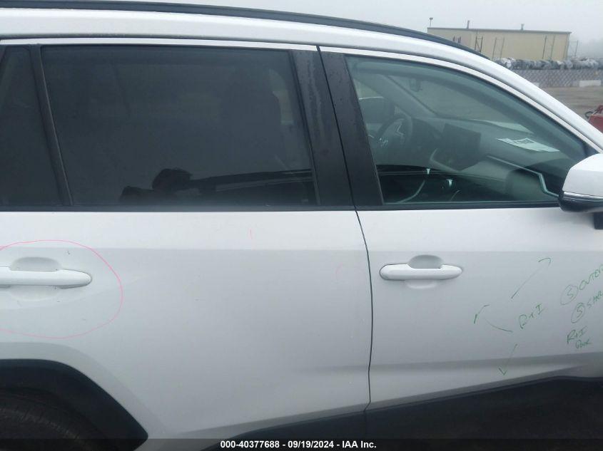 TOYOTA RAV4 XLE 2021