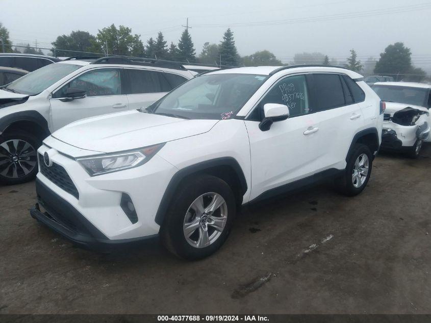 TOYOTA RAV4 XLE 2021