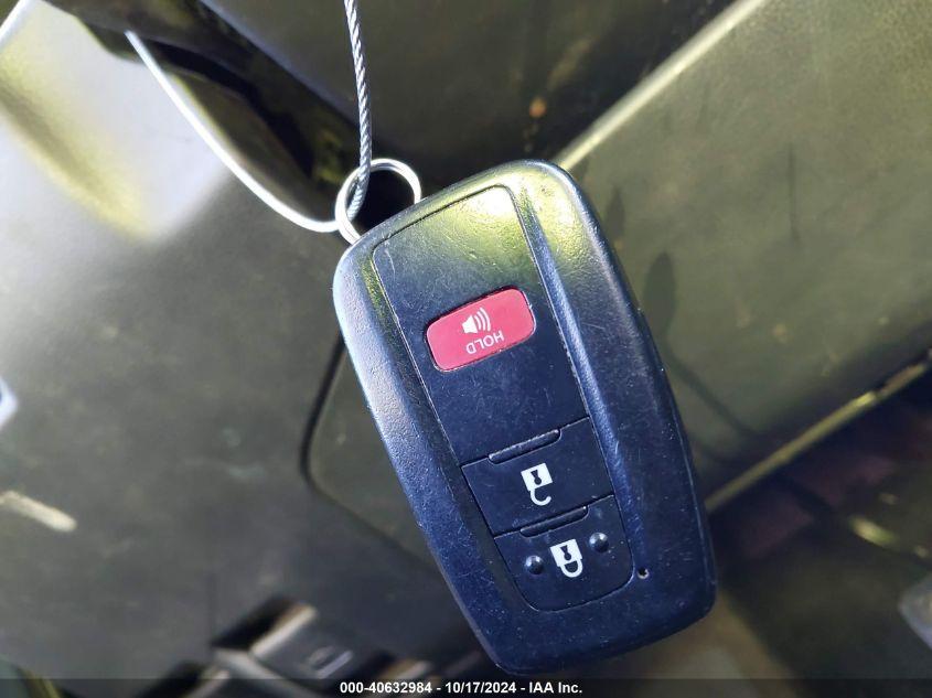 TOYOTA RAV4 XLE 2020