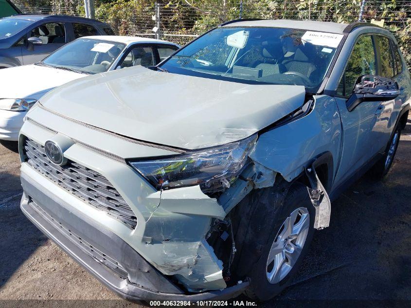 TOYOTA RAV4 XLE 2020