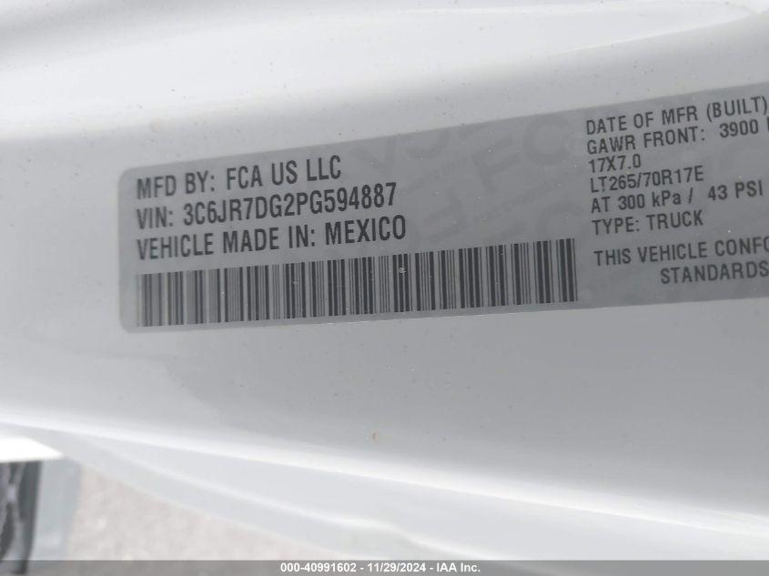 RAM 1500 CLASSIC TRADESMAN  4X4 8' BOX 2023