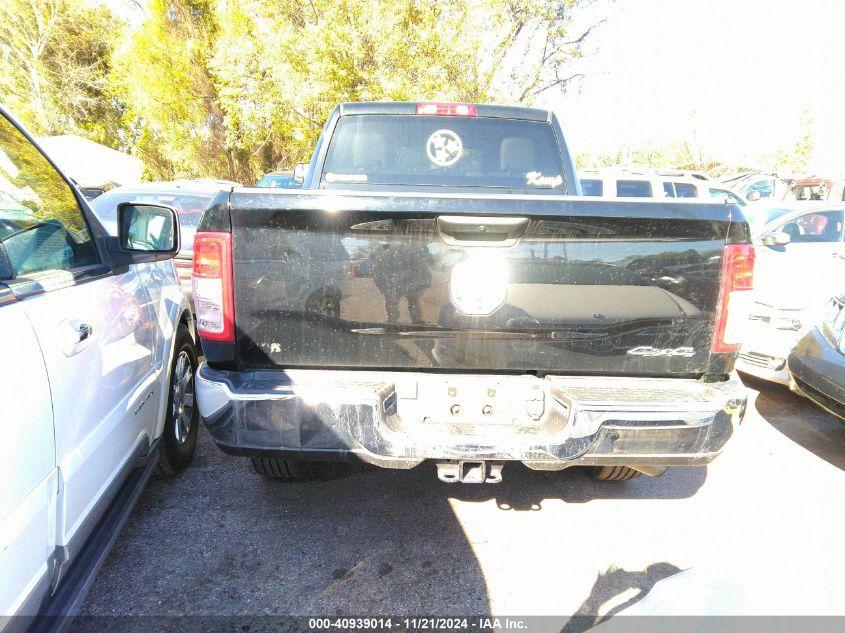 RAM 2500 TRADESMAN  4X4 6'4 BOX 2022