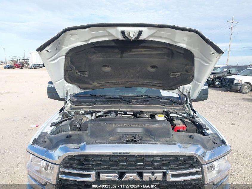 RAM 2500 BIG HORN  4X4 6'4 BOX 2024