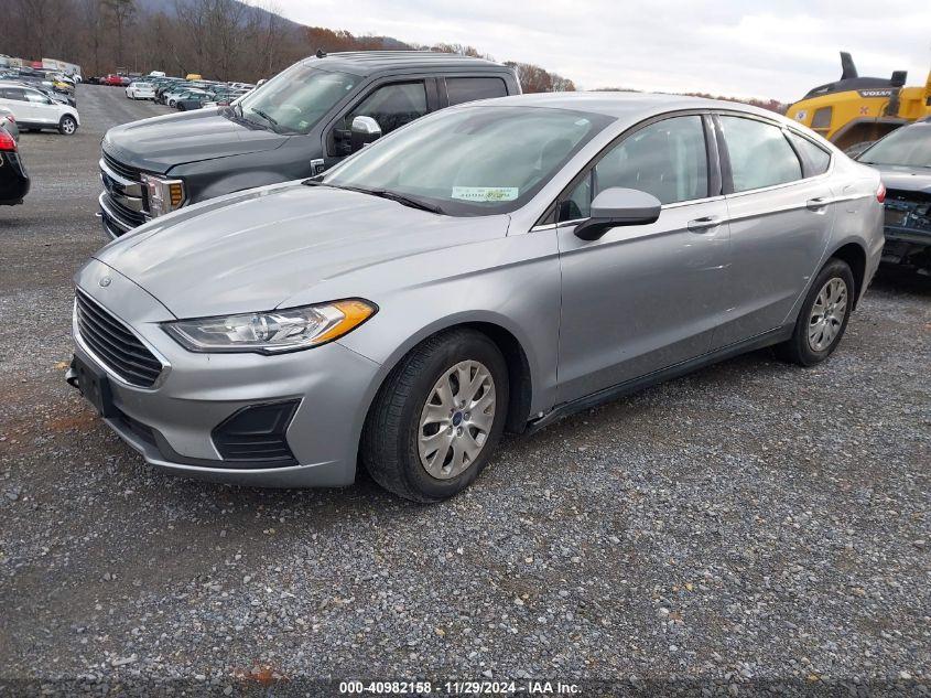 FORD FUSION S 2020