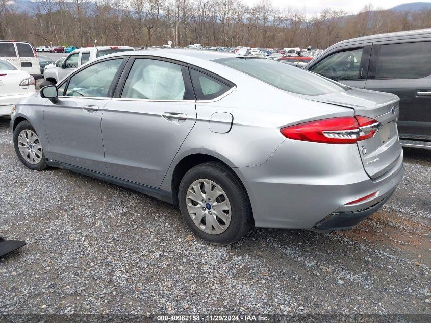 FORD FUSION S 2020