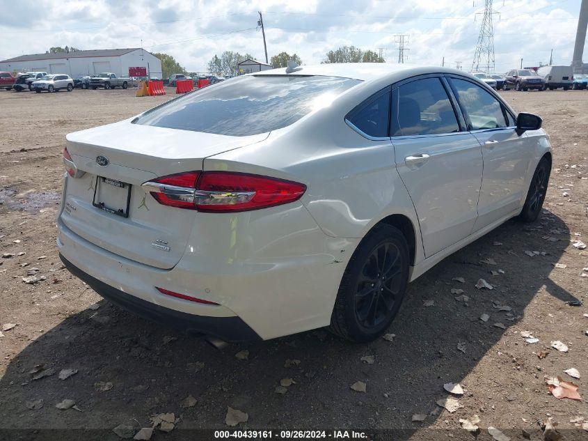 FORD FUSION SE 2020