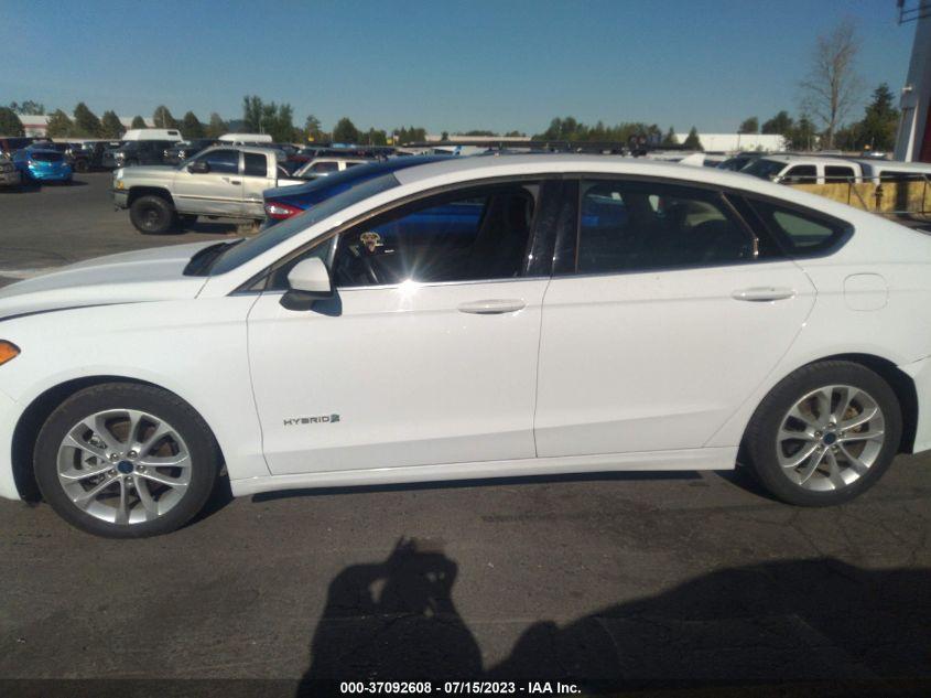 FORD FUSION HYBRID SE 2019