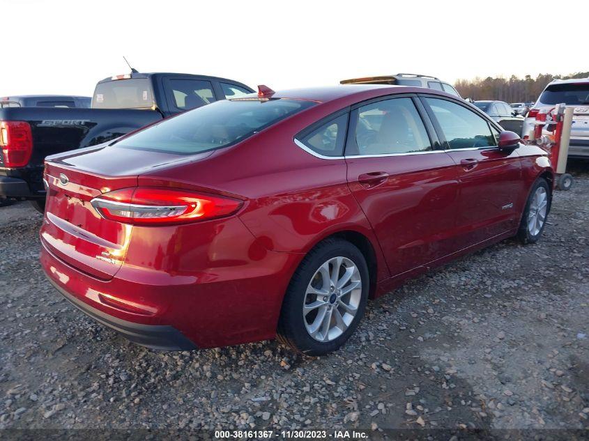 FORD FUSION HYBRID SE 2019