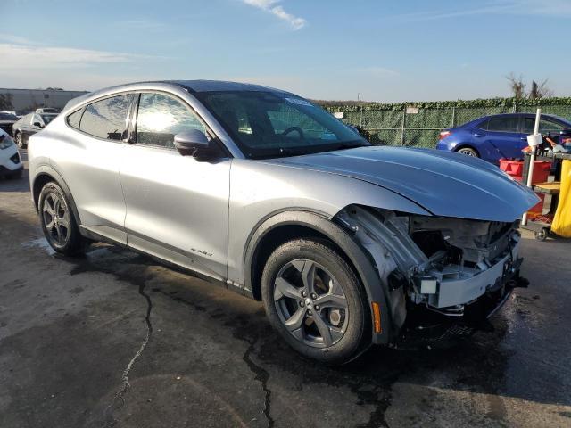 FORD MUSTANG MA 2021