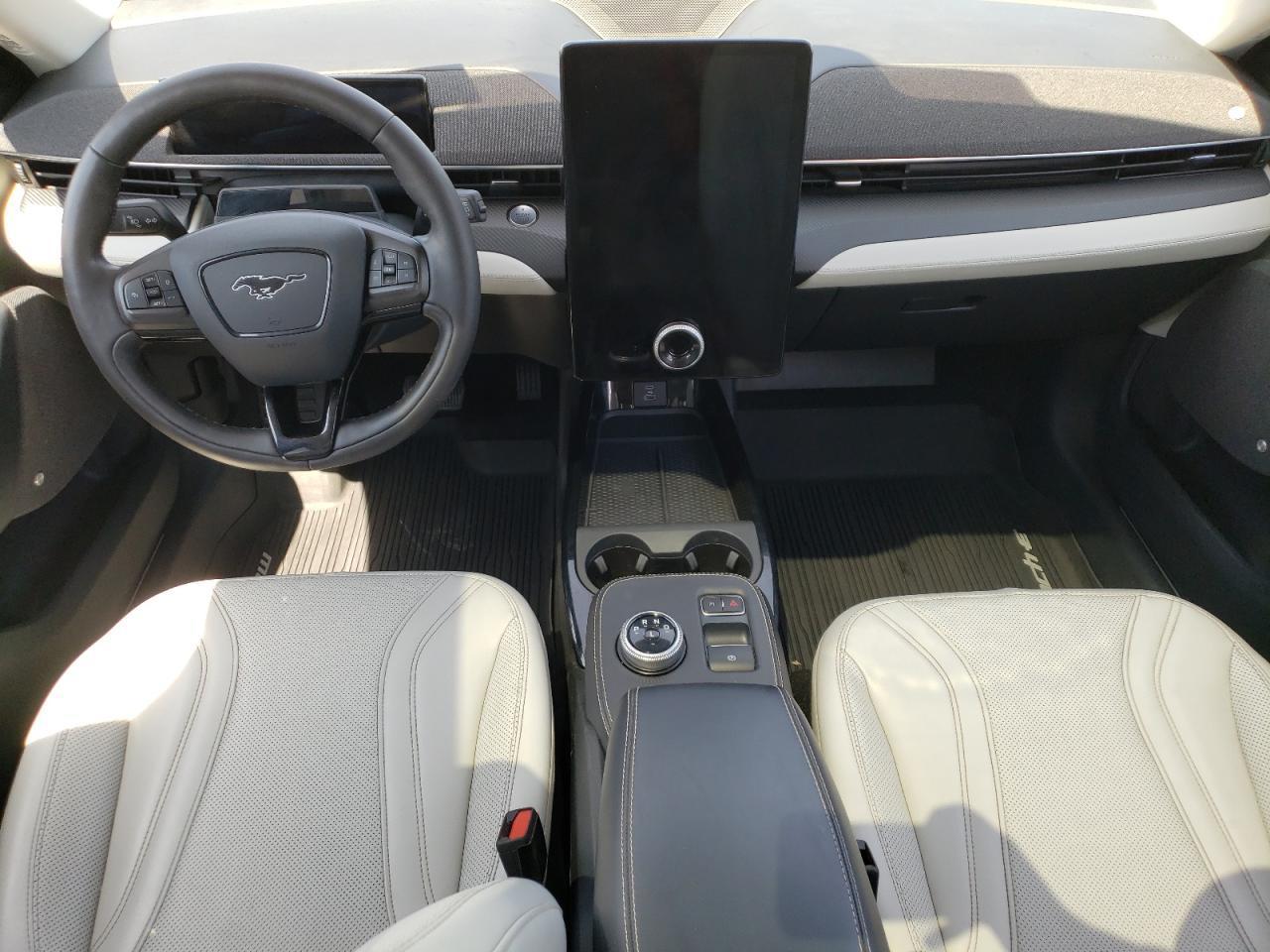 FORD MUSTANG MA MA 2021