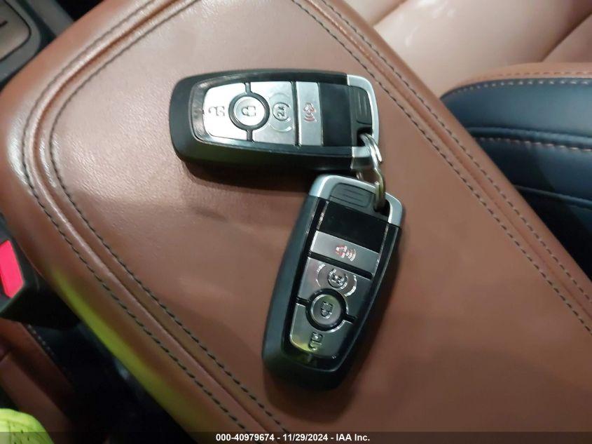 FORD MAVERICK LARIAT 2024