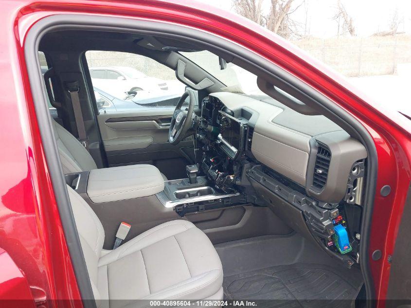 GMC SIERRA 1500 4WD  SHORT BOX SLT 2024