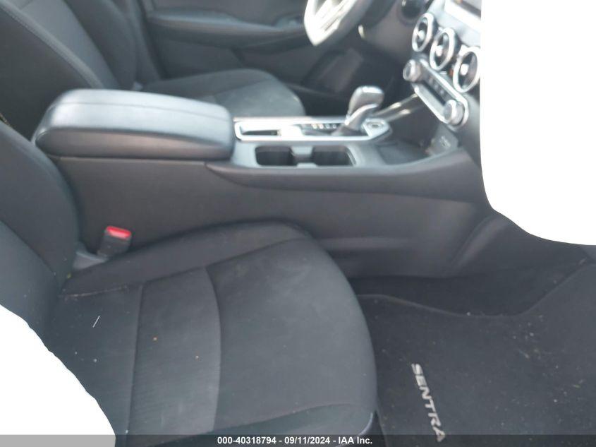 NISSAN SENTRA SV XTRONIC CVT 2022