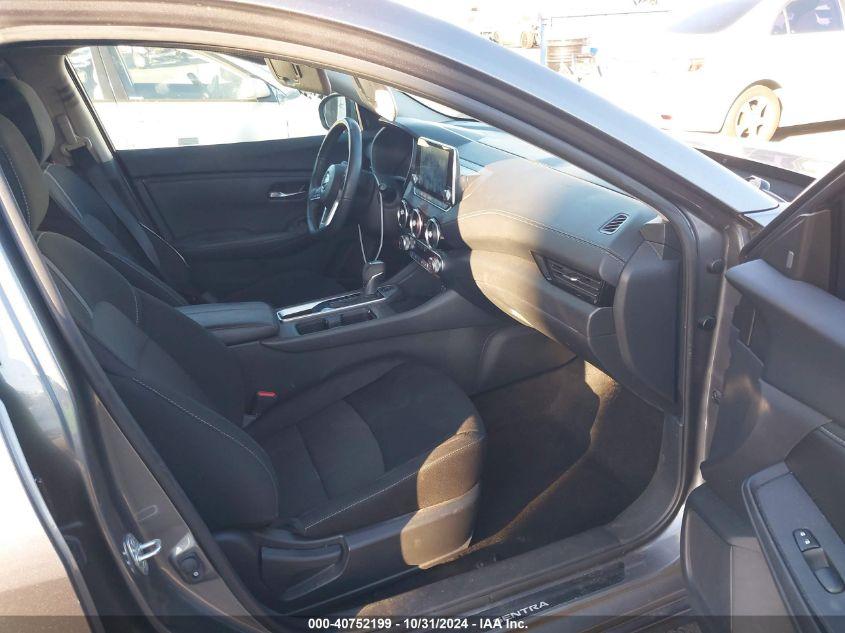 NISSAN SENTRA SV XTRONIC CVT 2022