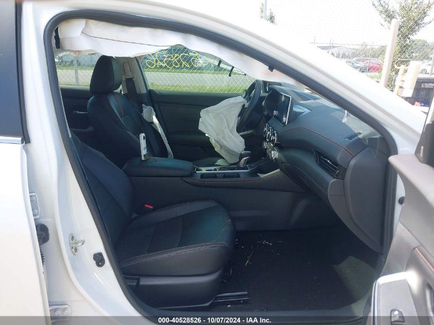 NISSAN SENTRA SR XTRONIC CVT 2022