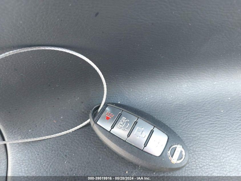 NISSAN VERSA SV XTRONIC CVT 2020