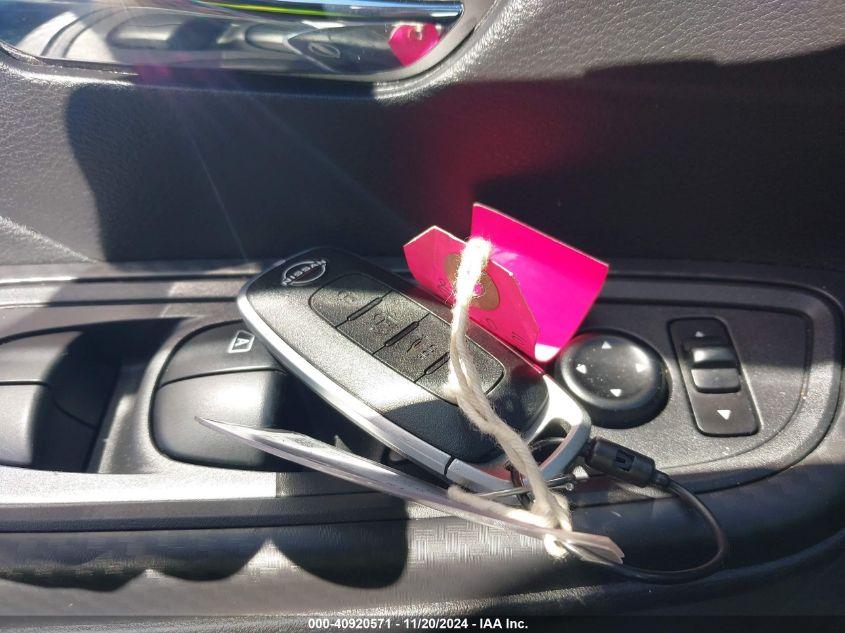 NISSAN VERSA 1.6 SV 2024