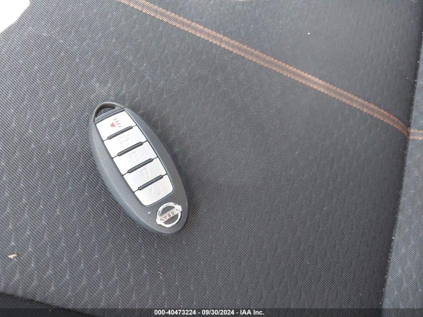 NISSAN VERSA SR XTRONIC CVT 2021