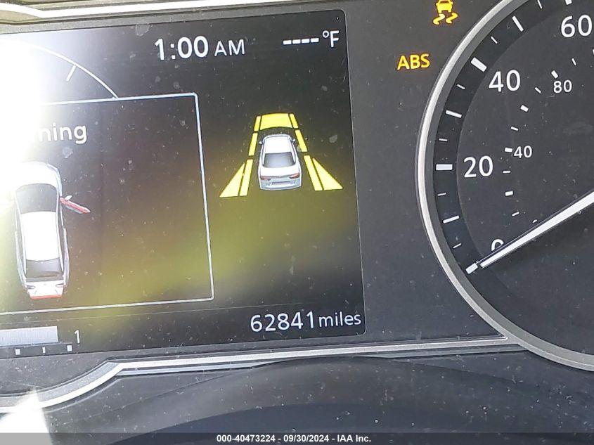 NISSAN VERSA SR XTRONIC CVT 2021