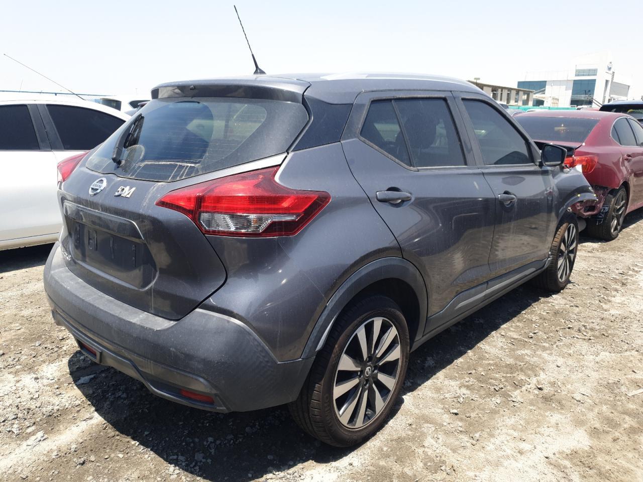 NISSAN KICKS  2020