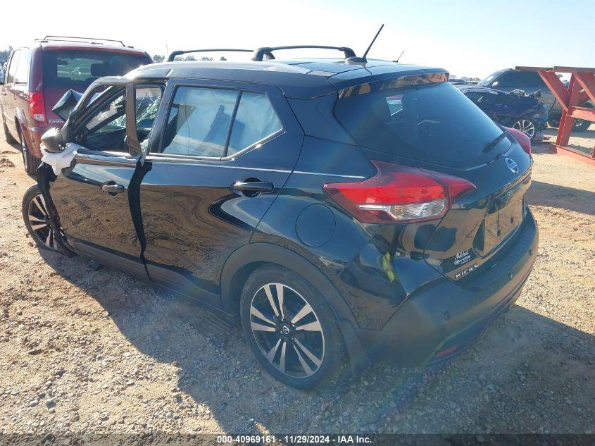 NISSAN KICKS SV 2020