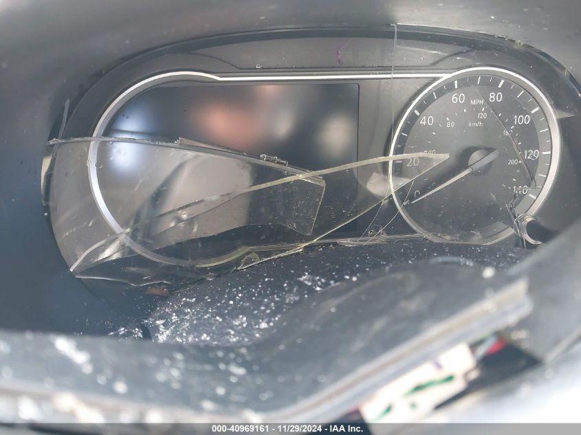 NISSAN KICKS SV 2020