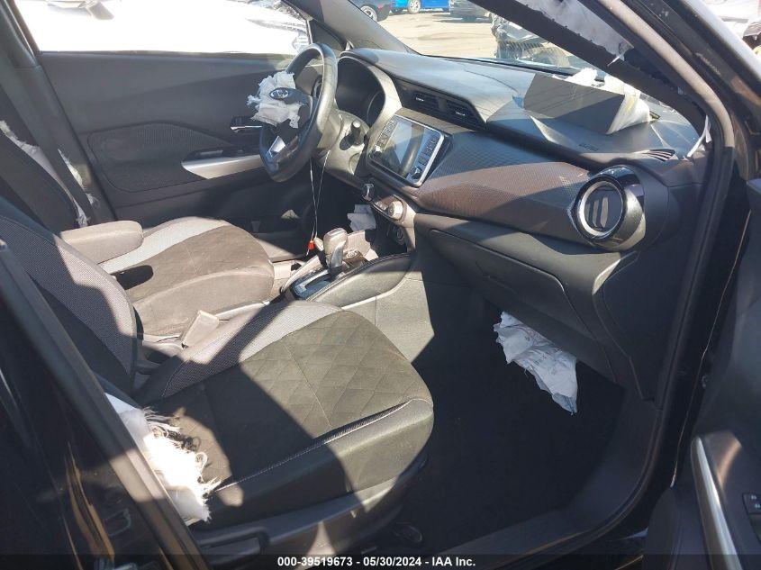 NISSAN KICKS SV XTRONIC CVT 2020